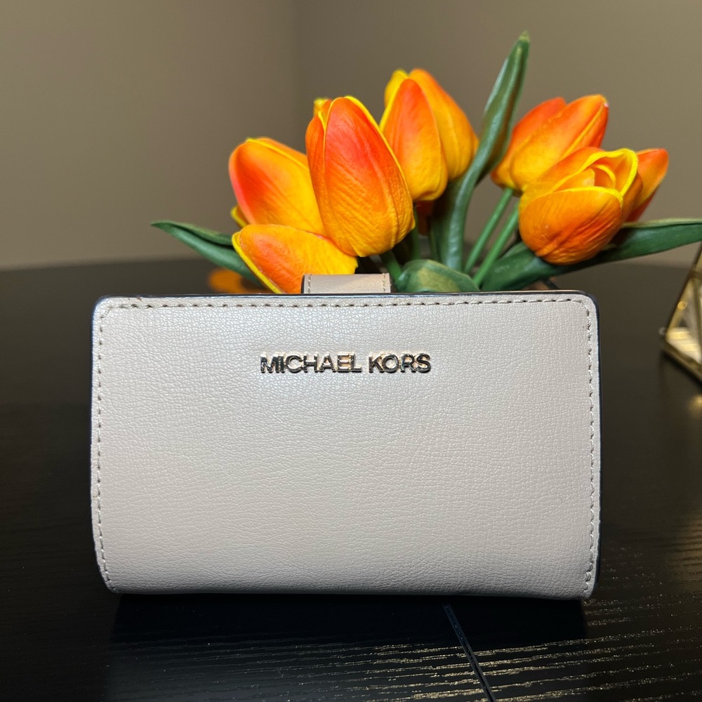 Michael Kors Beige Wallet